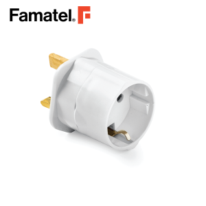 محول المملكة المتحدة / الاتحاد الأوروبي 2P+E 13A 250V IP20