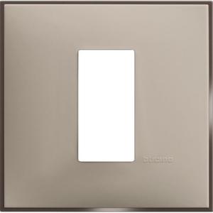 لوحة الغطاء - وحدة مركزية واحدة (R4801CS)