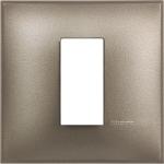 لوحة الغطاء - وحدة مركزية واحدة (R4801TM)