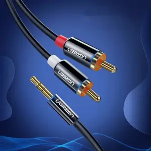 UGREEN 3.5mm ذكر إلى 2 RCA ذكر كابل 2M