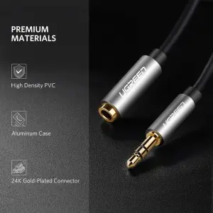 UGREEN 3.5mm ذكر إلى 3.5mm ذكر كابل 0.5m (أسود)